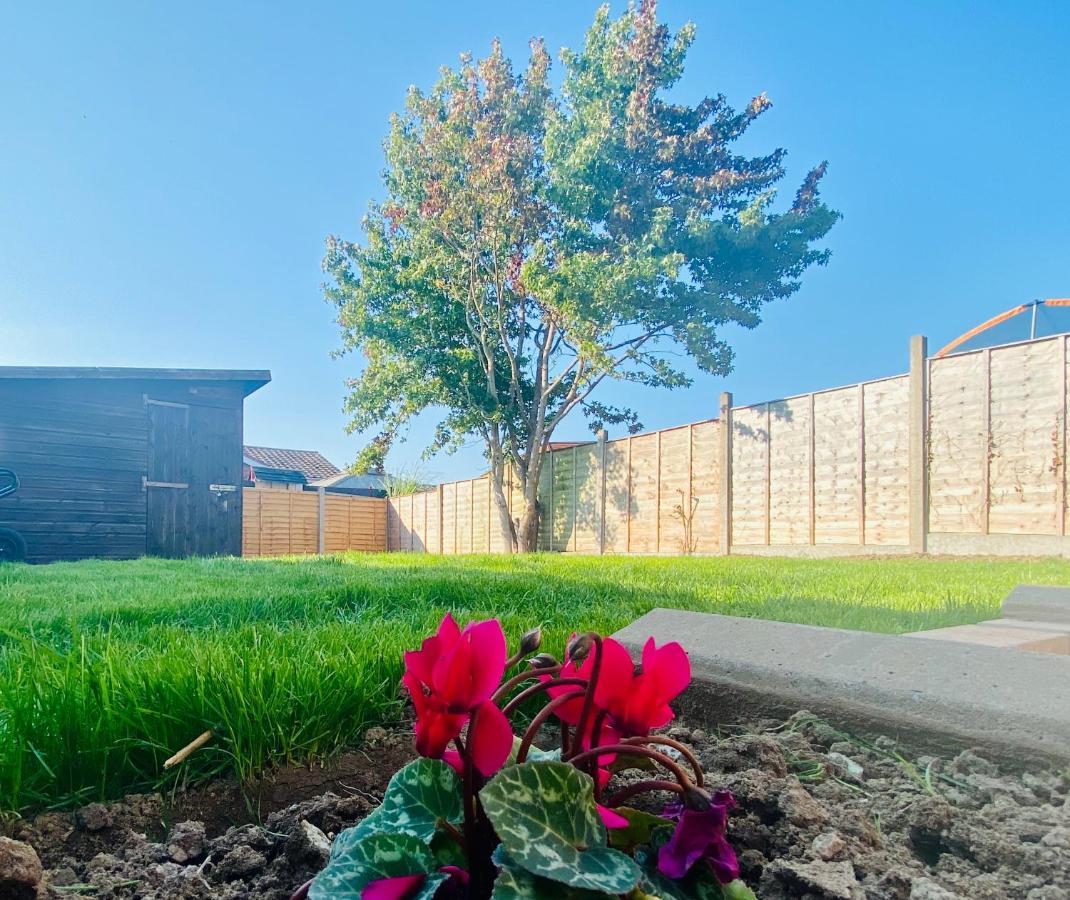 Wilnecote House Villa Тамуърт Екстериор снимка